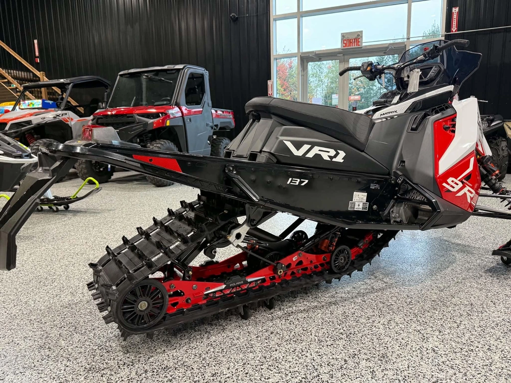2027 Polaris Indy Vr1 137 alt