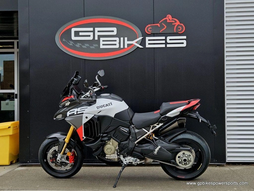 2026 Ducati Multistrada V4 Rs