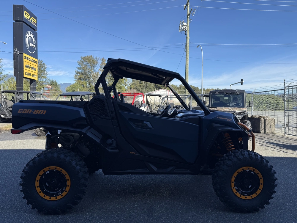 2027 Can-am Commander Xt-p 1000r alt