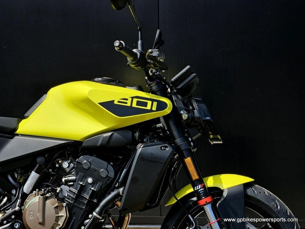 2025 Husqvarna Vitpilen 801