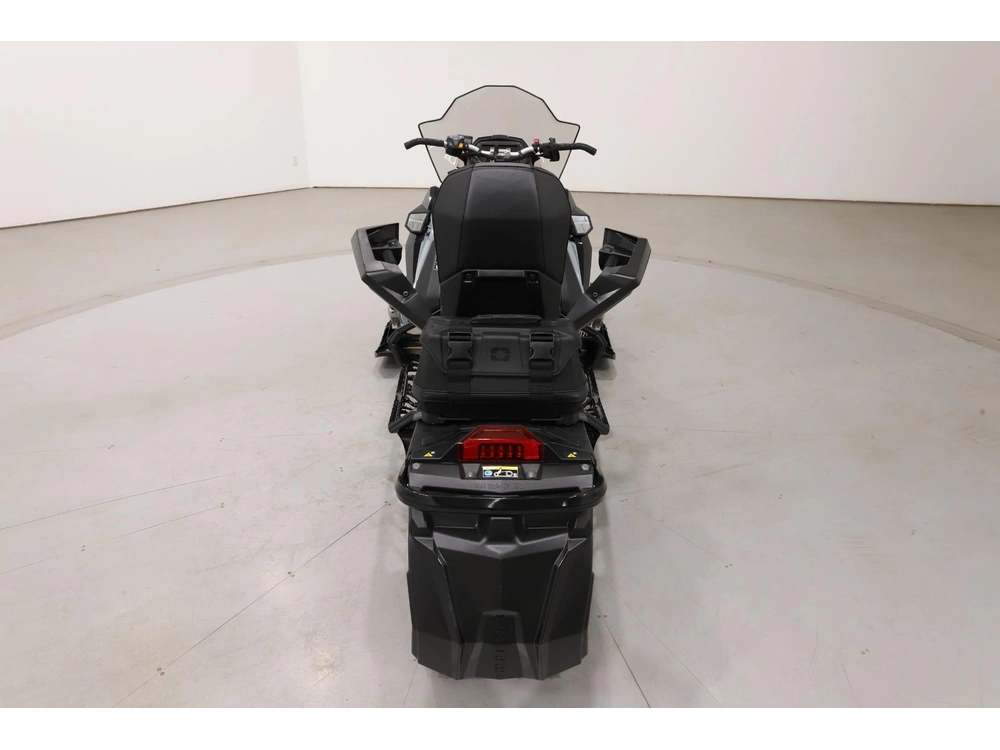 2025 Polaris Prostar S4 Indy Adventure 137 alt