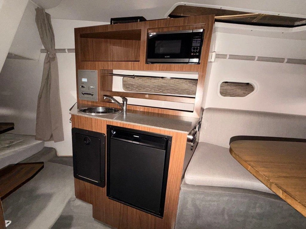Four Winns 255 Vista 2019