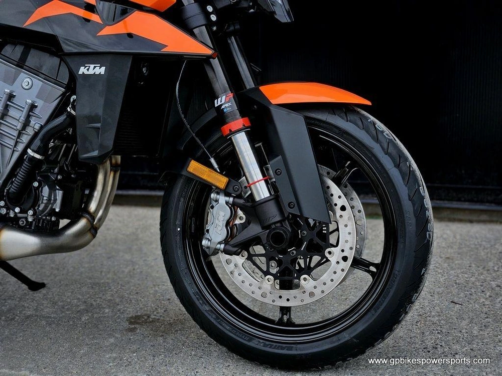 2027 Ktm 990 Duke