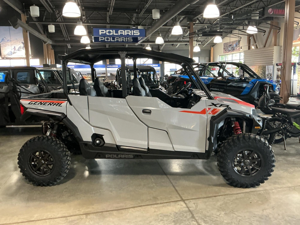 2027 Polaris General Xp 4 1000 Sport alt