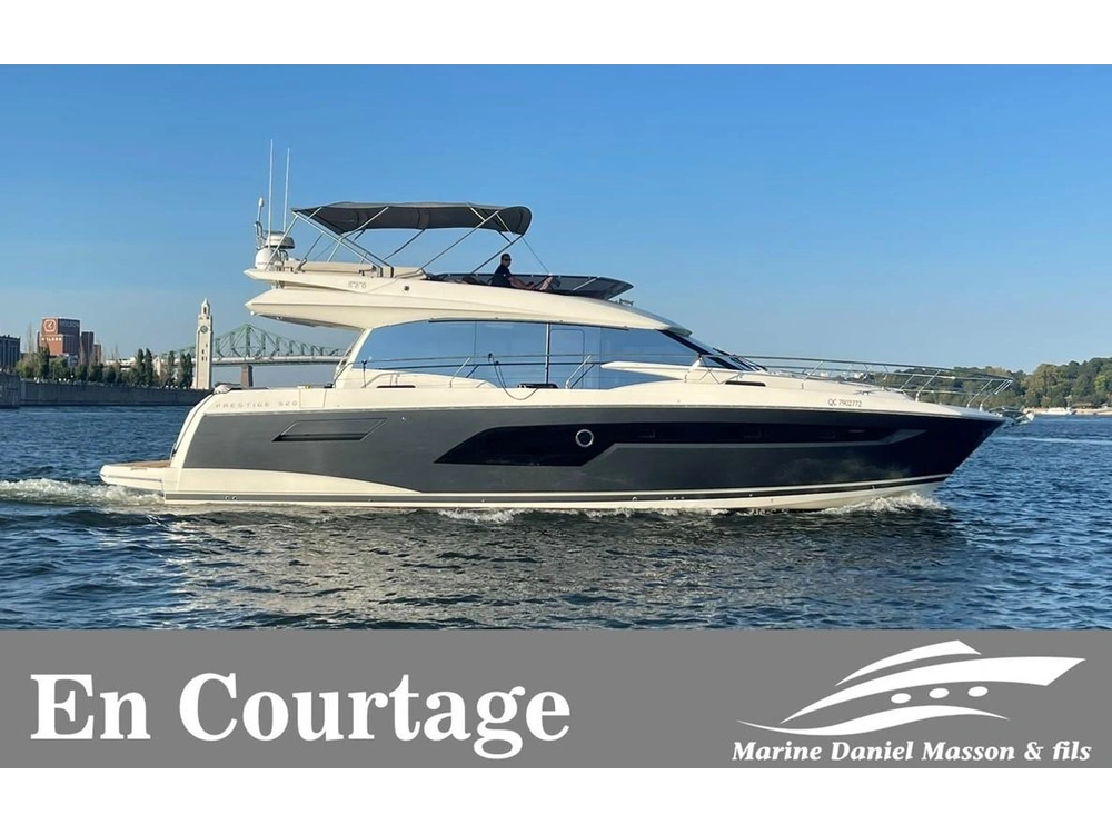 2022 Prestige Yachts 520 Fly alt