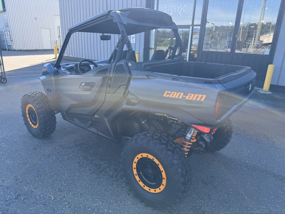 2027 Can-am Commander Xt-p 1000r alt