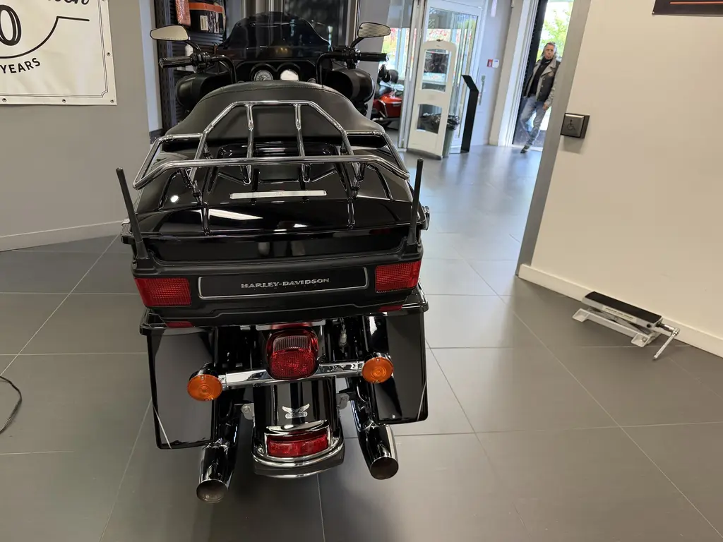 2011 Harley-Davidson Electra Glide Ultra LimitedFLHTK