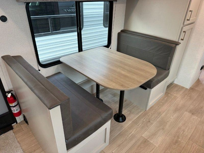 Jayco Jayflight 225mls 2027 alt