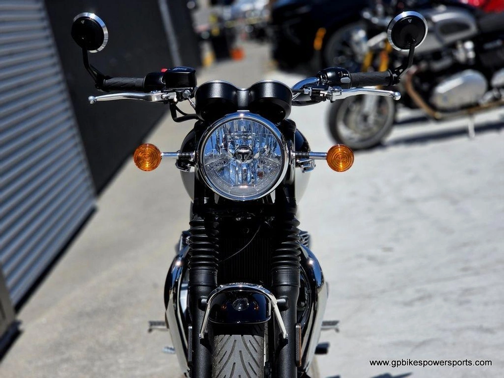 2024 Triumph Bonneville T120 Jet Black/fusion White