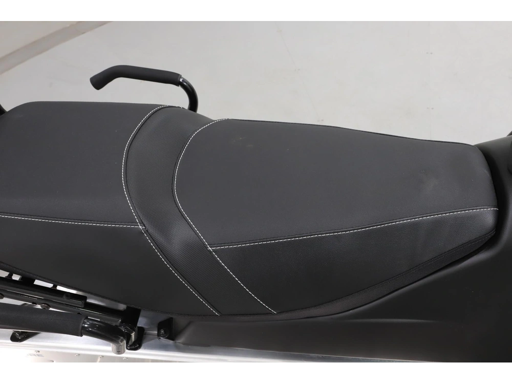 2026 Polaris Indy 550 Voyageur Lxt Es Northstar alt