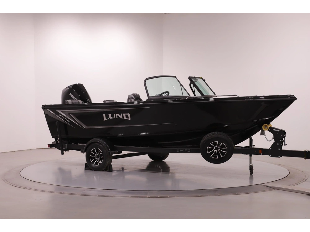 2026 Lund Boat Co 1875 Tyee alt