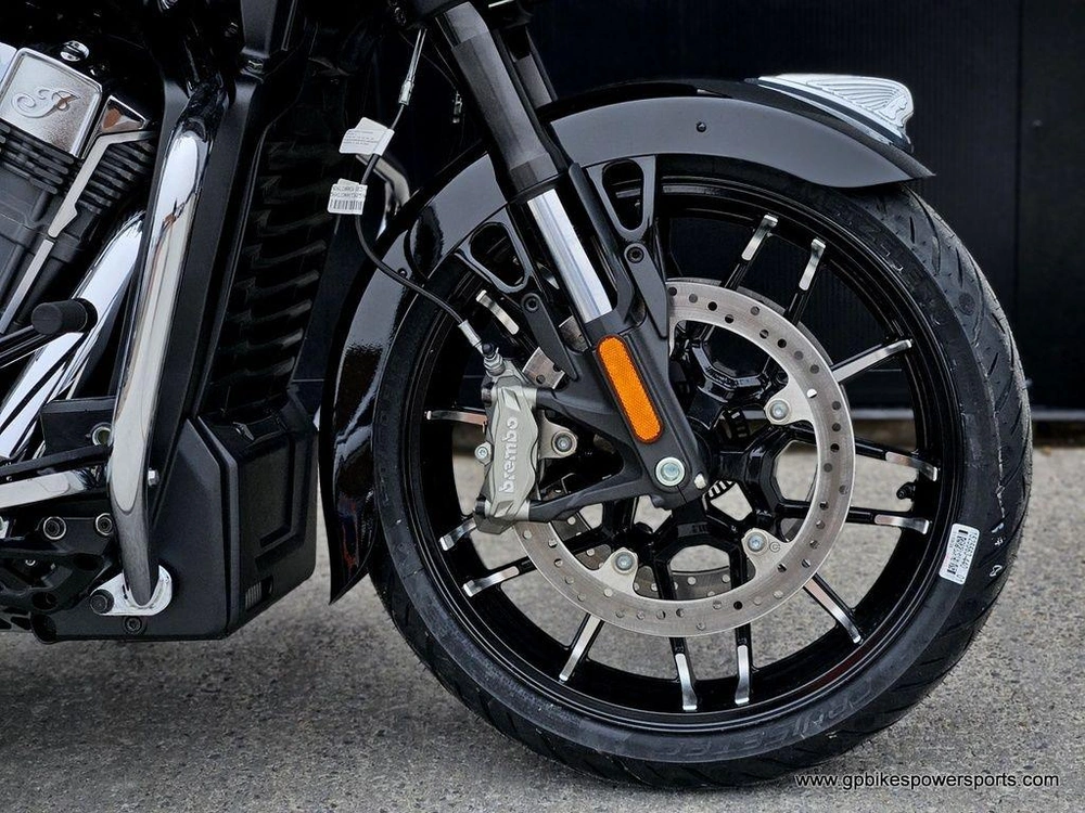 2026 Indian Motorcycle Challenger® Limited Black Metallic