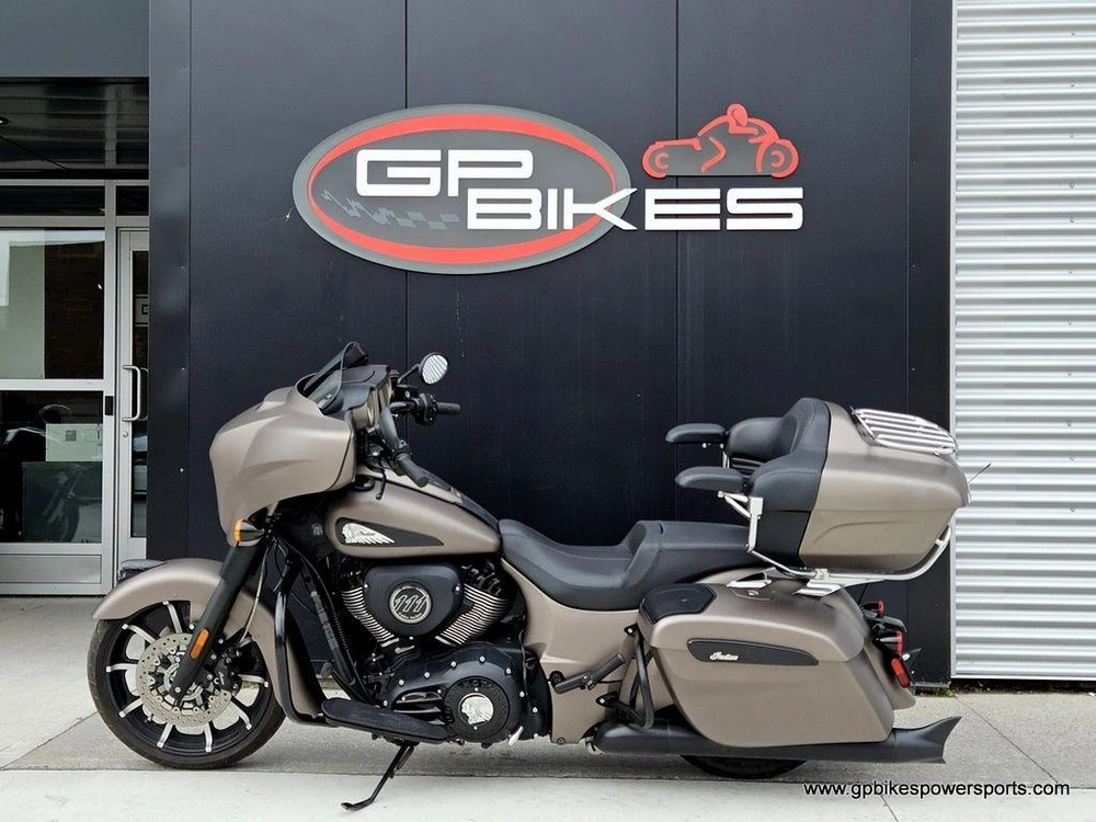 2019 Indian Motorcycle Chieftain Dark Horse® Bronze Smoke