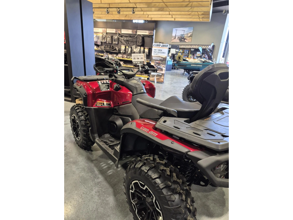 2026 Can-am Outlander Max Xt 850 Fiery Red