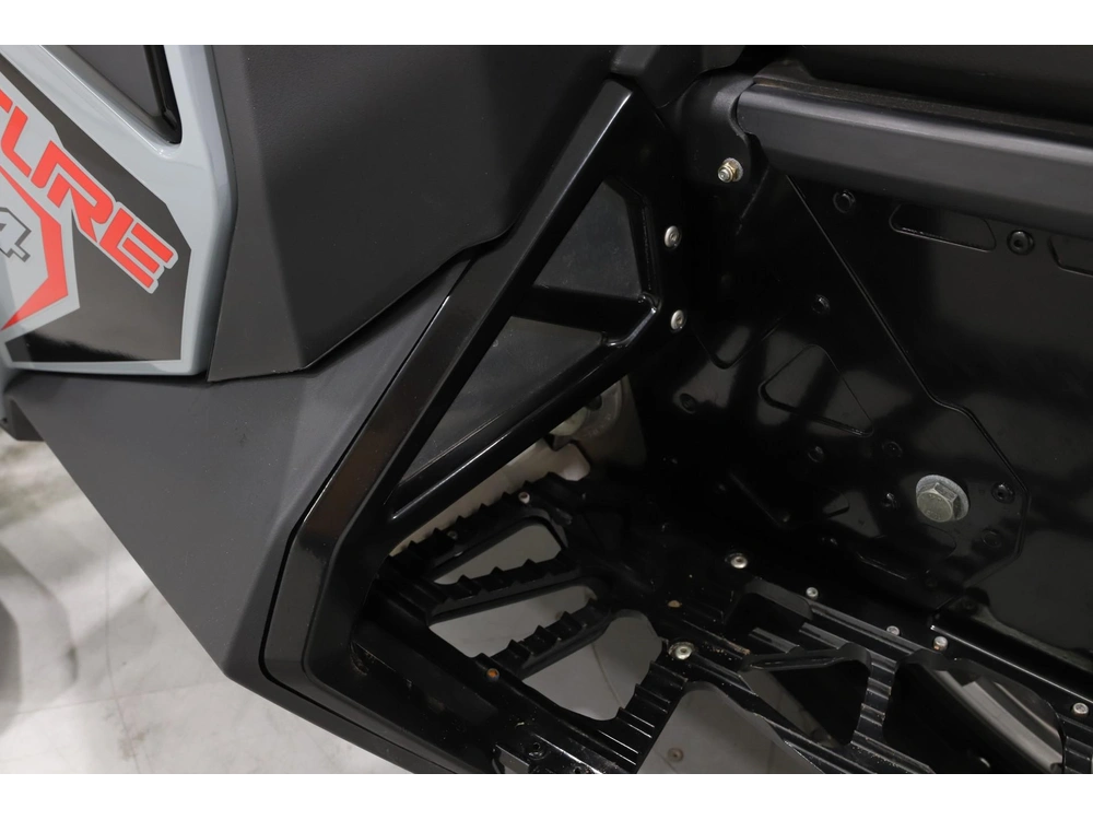 2025 Polaris Prostar S4 Indy Adventure 137 alt