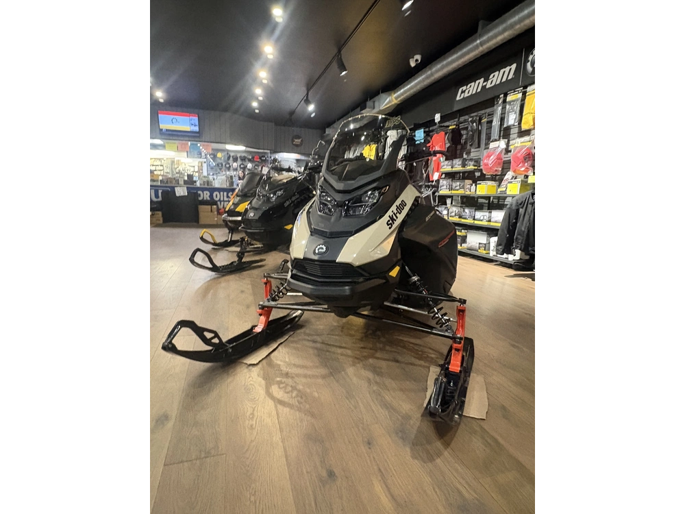 2027 Ski-doo Ren Adr 9at alt