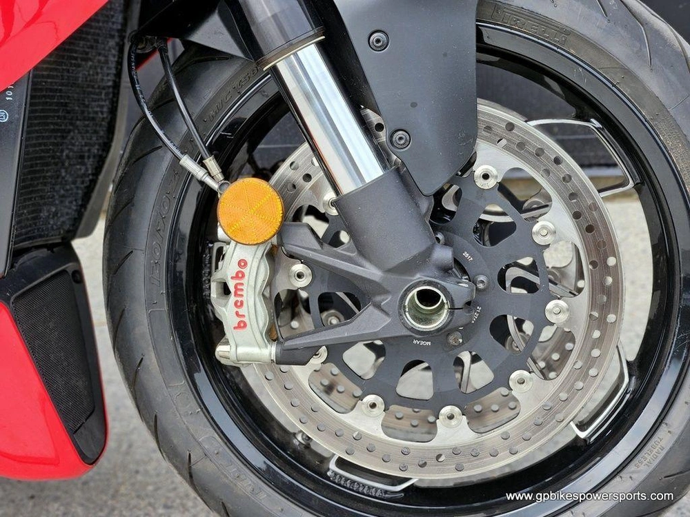 2023 Ducati Diavel V4 Ducati Red