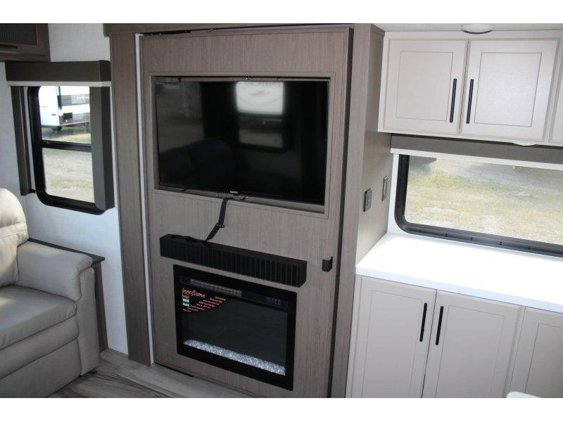 2027 Keystone Rv Cougar 28rli