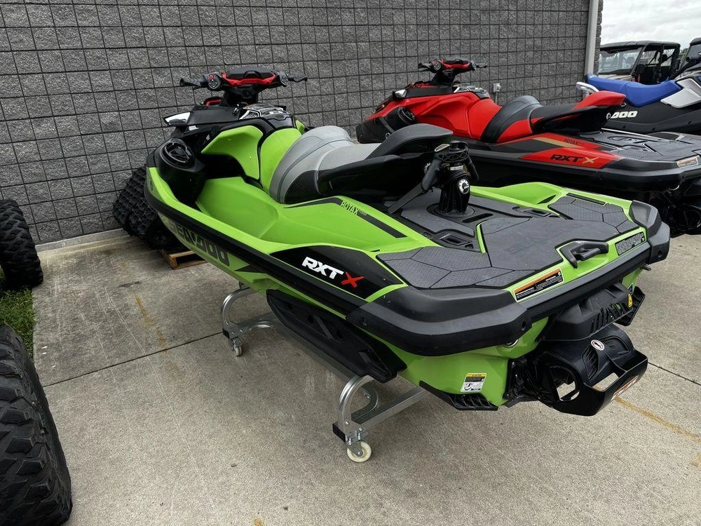 2020 Sea-doo Rxt®-x® 300 Ibr & Sound System California Green And Black