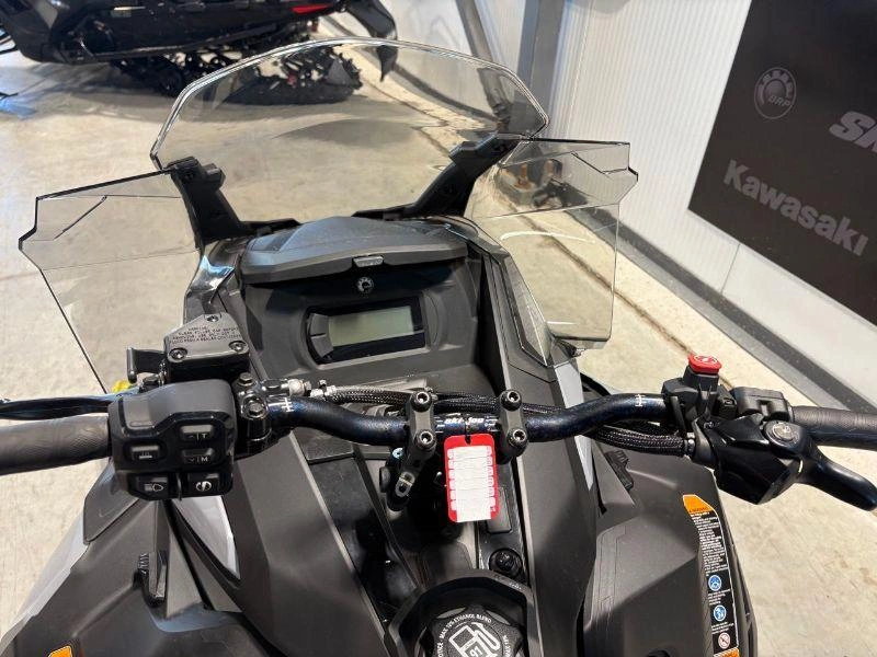Ski-doo Renegade Adrenaline 900 Ace Turbo Ripsaw 1.25'' E.s. 2026