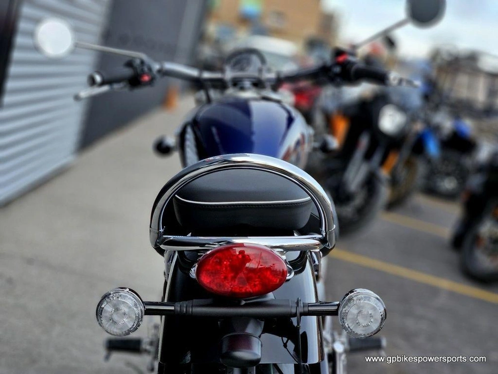 2025 Triumph Bonneville Speedmaster