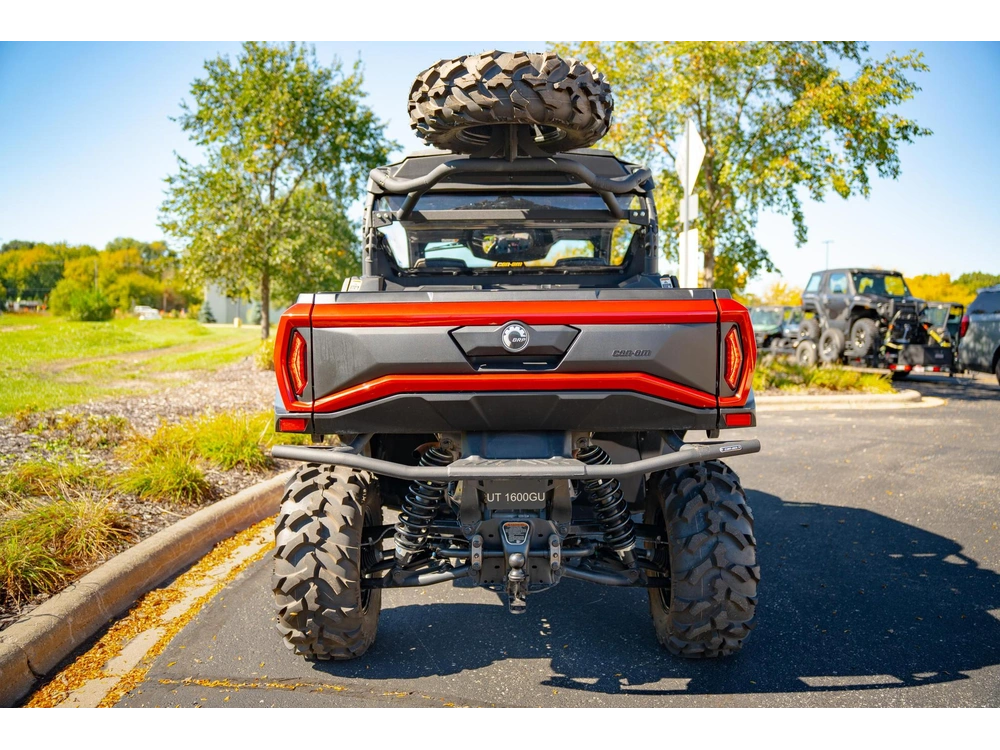 2024 Can-am Commander Xt 700