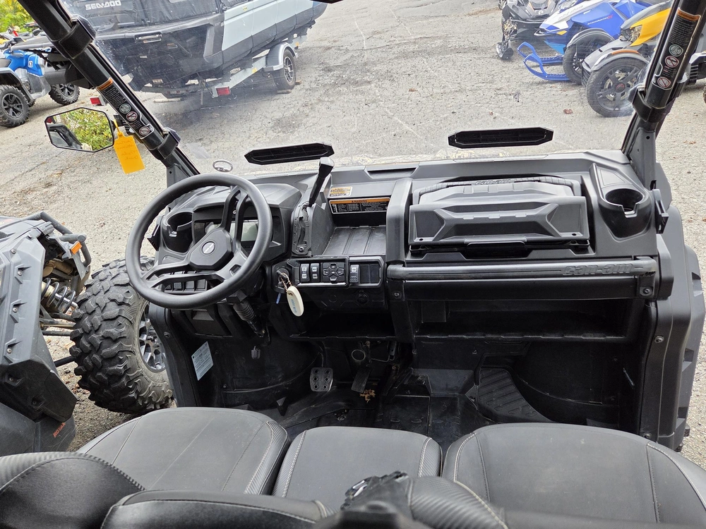 2023 Can-am Defender Max Xmr Hd10