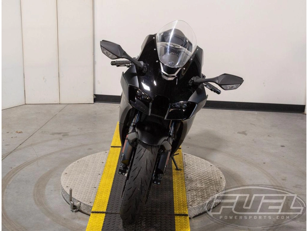 2025 Kawasaki Ninja® Zx™-10r Abs alt