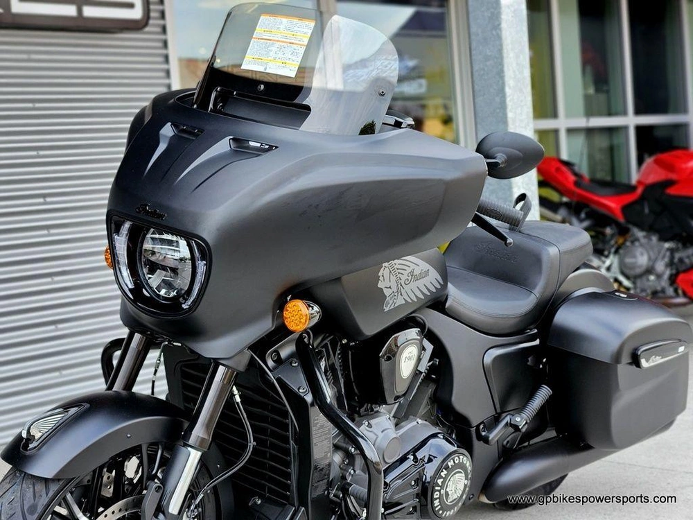 2026 Indian Motorcycle Chieftain® Powerplus Dark Horse® Black Smoke