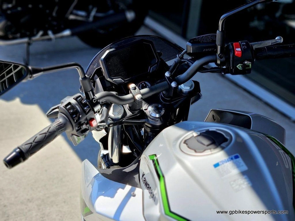 2024 Kawasaki Z7 Hybrid