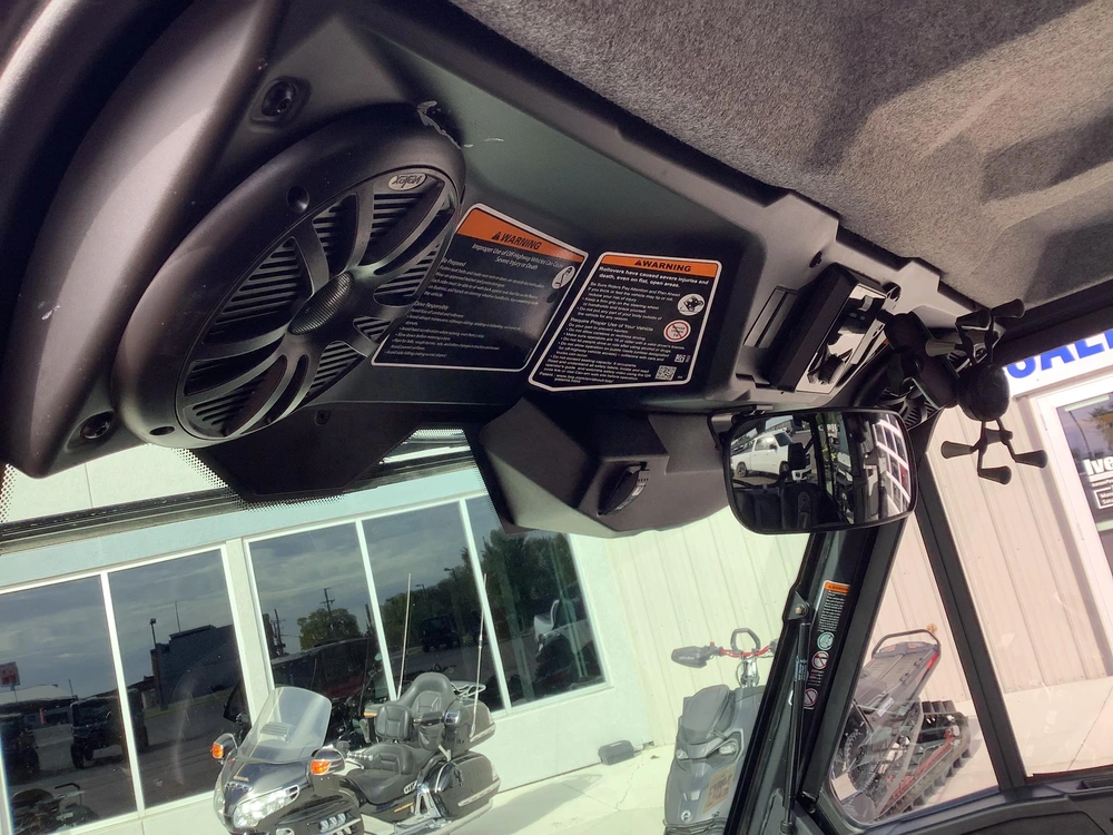2025 Can-am Defender Hd10 Limited Max alt