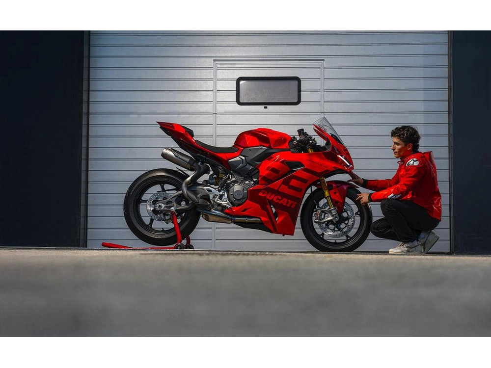 2026 Ducati Panigale V2 Mm93