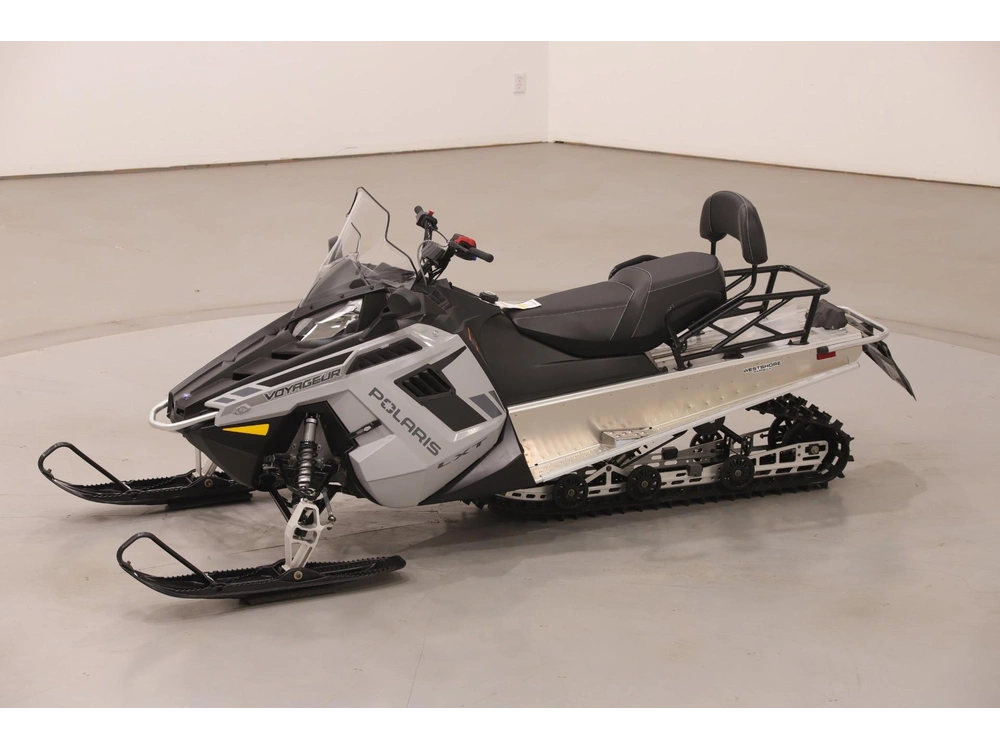 2026 Polaris Indy 550 Voyageur Lxt Northstar alt