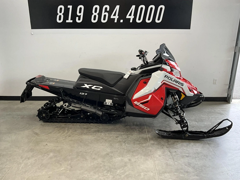 2027 Polaris 850 Indy Xc 137 alt