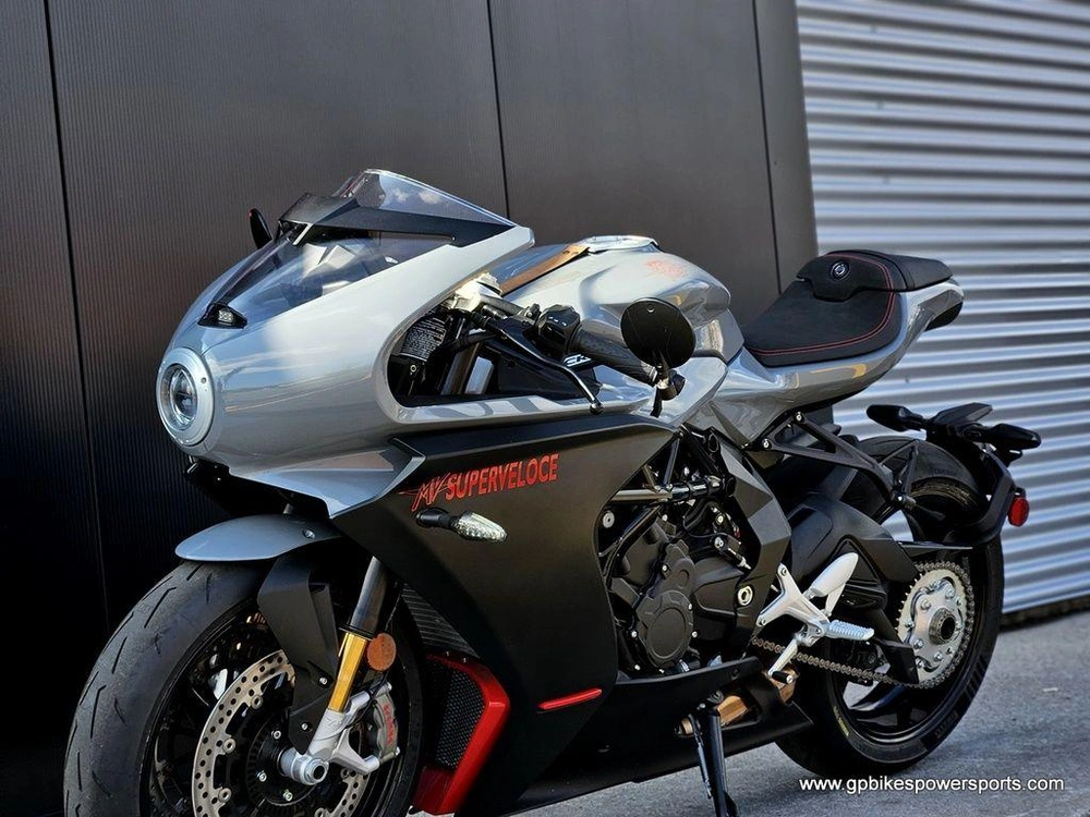 2023 Mv Agusta Superveloce 800