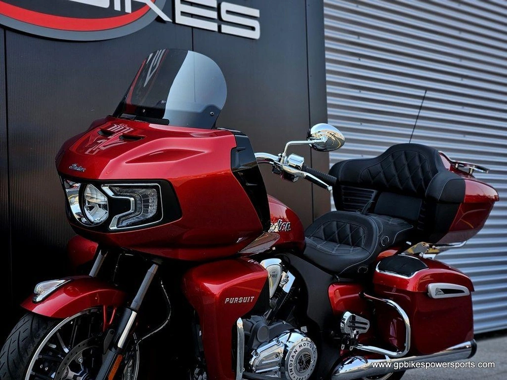 2024 Indian Motorcycle Pursuit® Limited Sunset Red Metallic