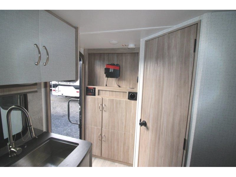 2023 Winnebago Minnie 1808fb