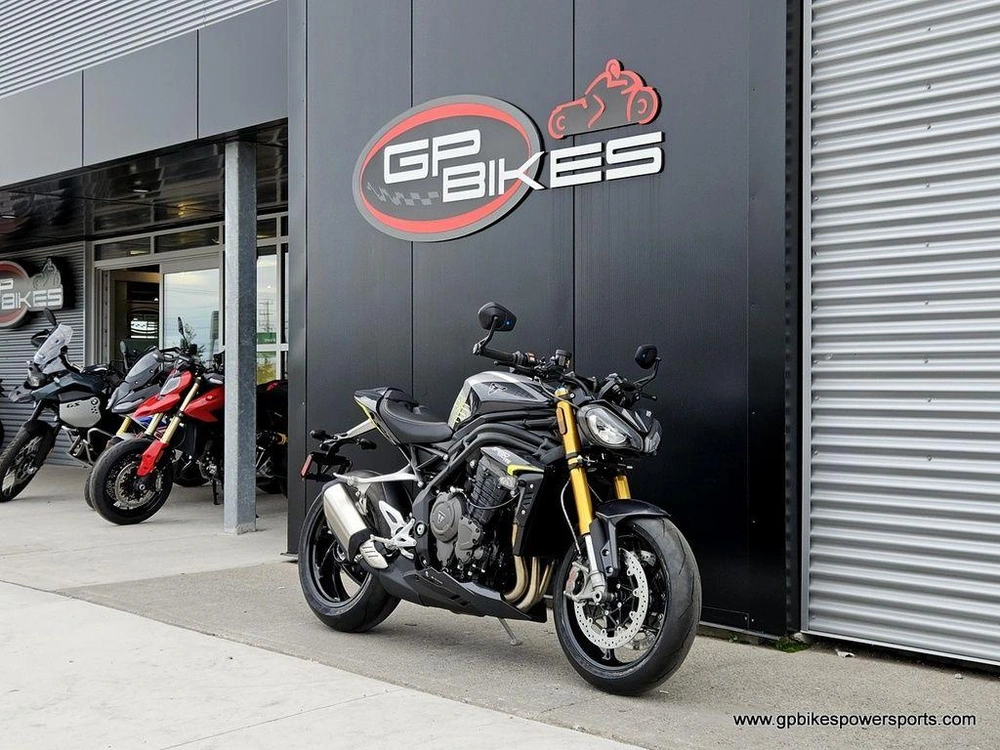 2026 Triumph Speed Triple 1200 Rs Granite/triumph Racing Yellow