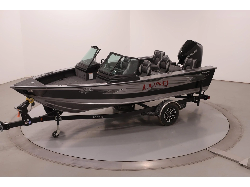 2026 Lund Boat Co 1875 Pro V Sport alt