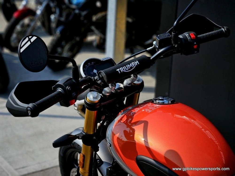 2026 Triumph Scrambler 400 X Baja Orange