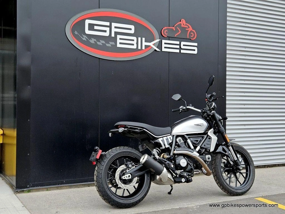 2024 Ducati Scrambler Icon Black Demo