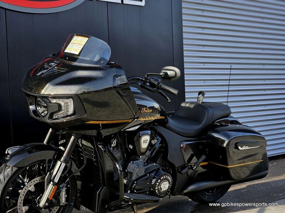 2026 Indian Motorcycle Challenger® Dark Horse® 112 Black Crystal W/black Metallic & Championship G