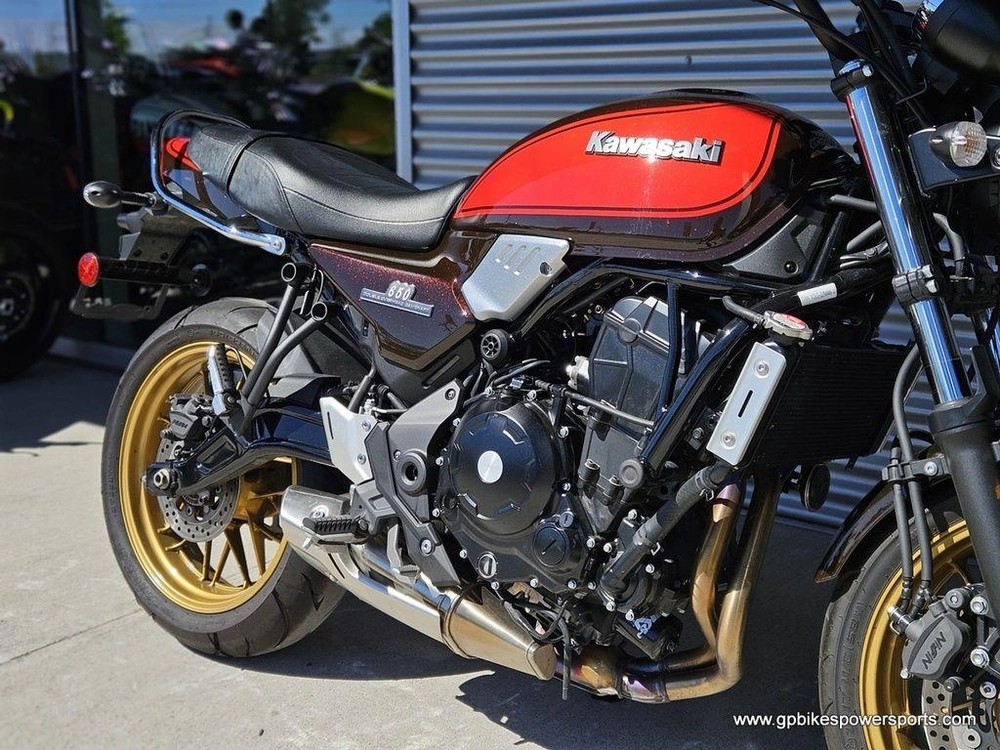 2022 Kawasaki Z650rs 50th Anniversary