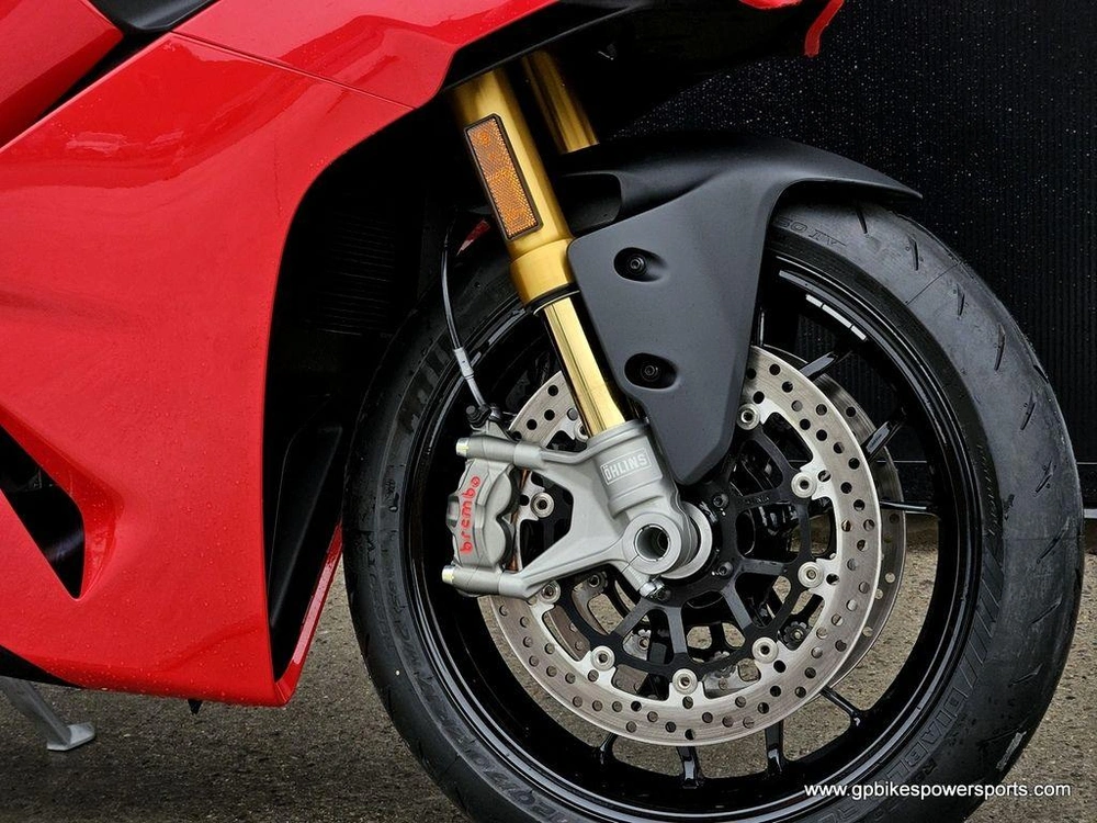2026 Ducati Panigale V2 S Red