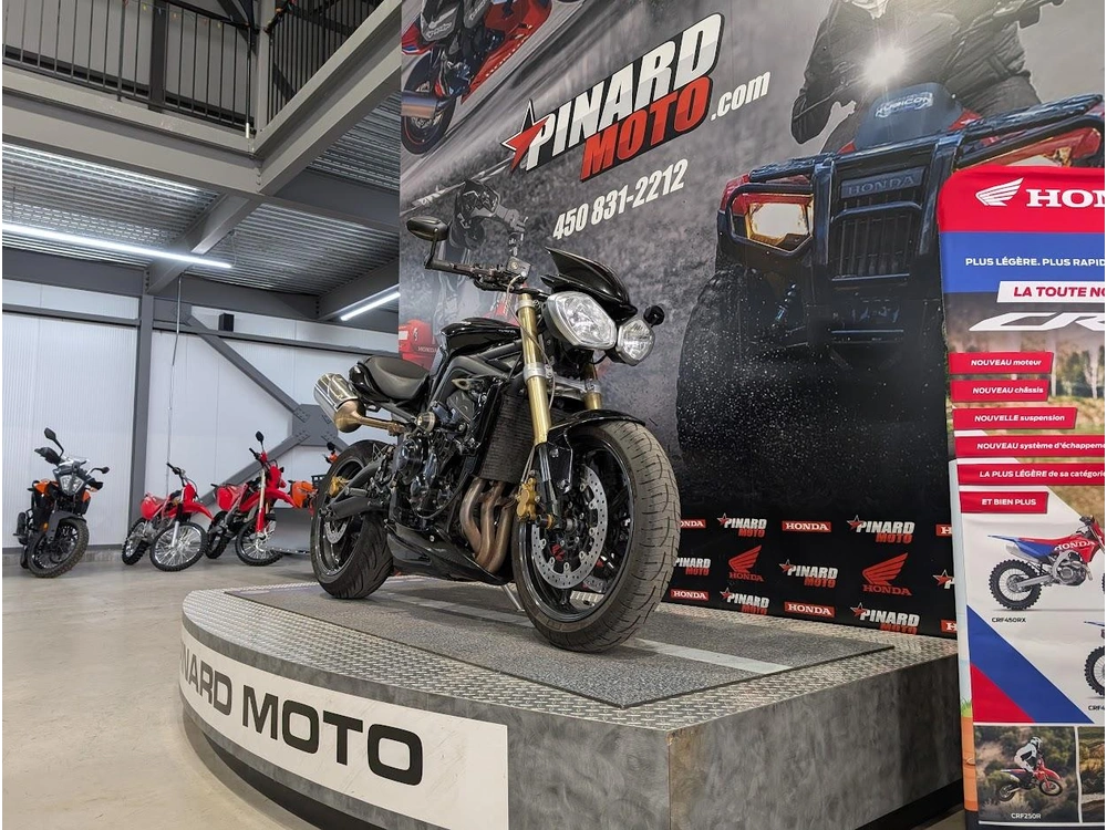 Triumph Street Triple 2012