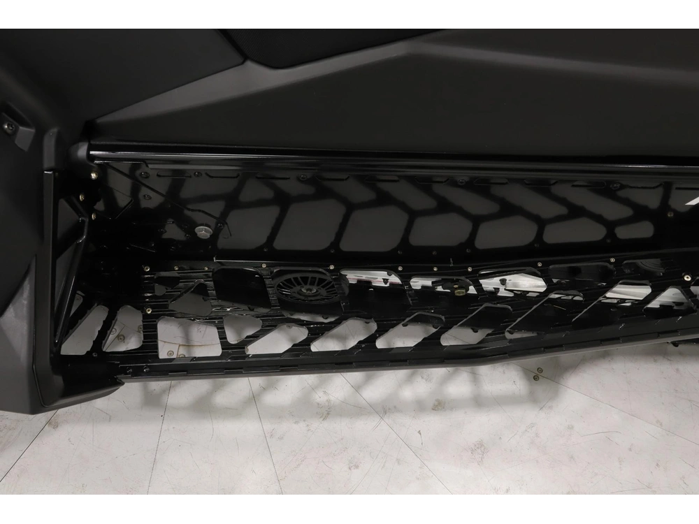 2026 Polaris 850 Switchback Assault 146 - 1.35 Cobra Track alt