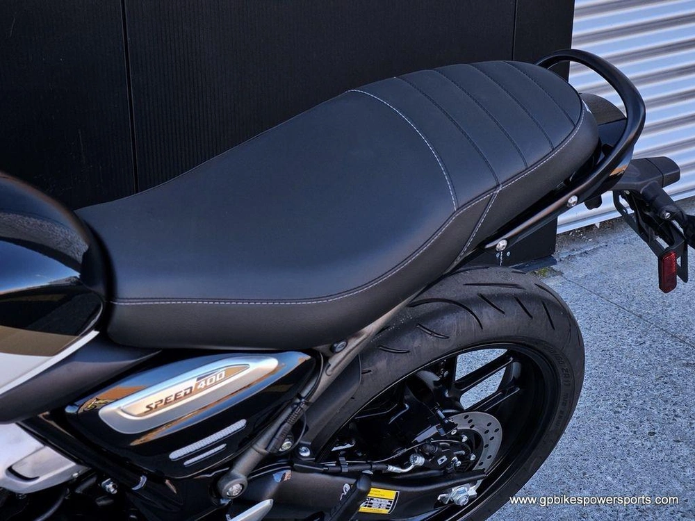 2026 Triumph Speed 400 Pearl Metallic White