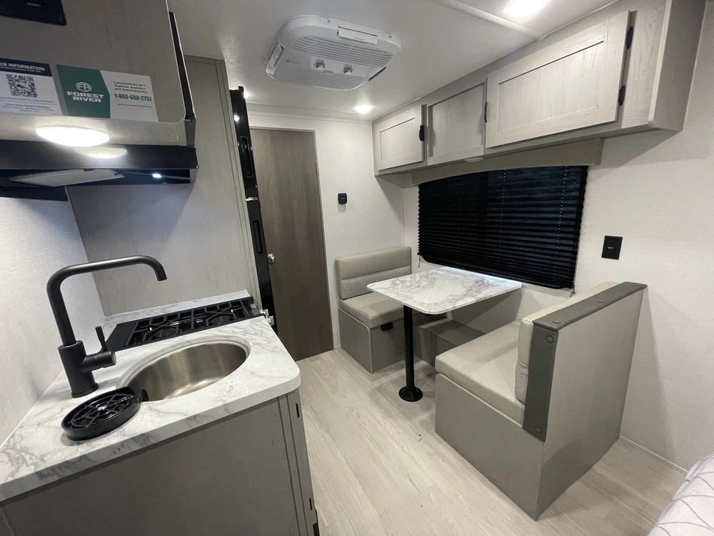 2026 Coachmen Clipper 17fq