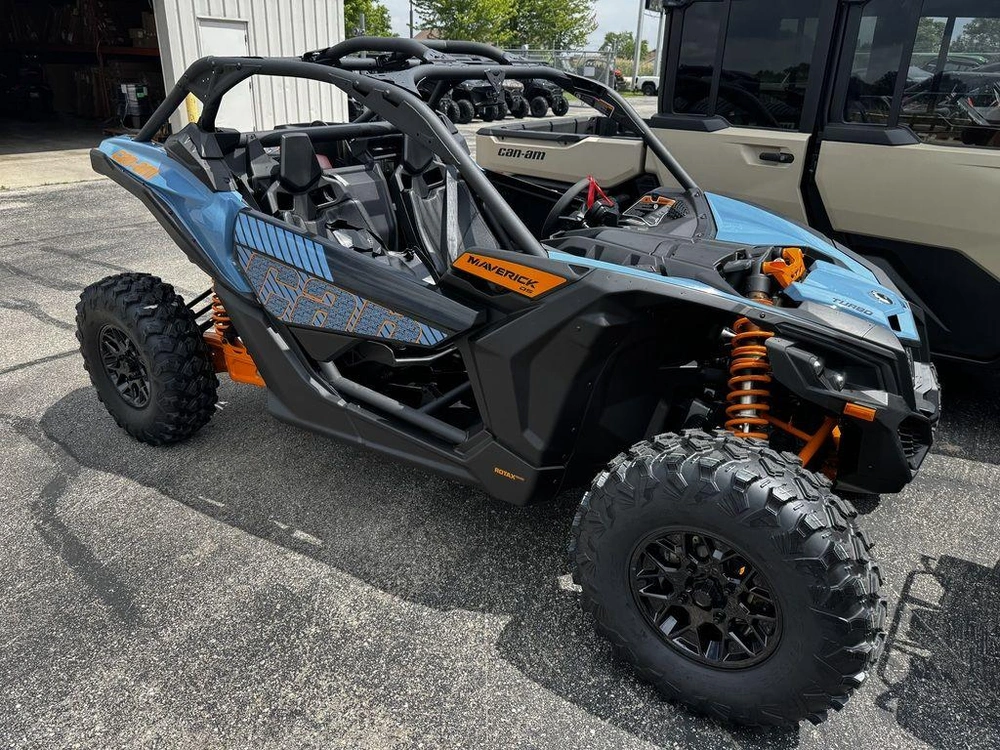 2026 Can-am Maverick X3 Ds Turbo Scandi Blue & Orange Crush