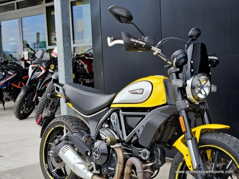 2022 Ducati Scrambler Icon 62 Yellow